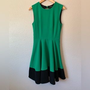 Small women’s 41 Hawthorne green office dress